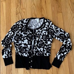 Cardigan black and white large